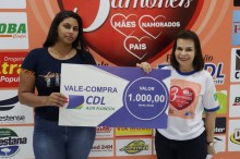 Daiane Teixeira da Silva ganhadora de um Vale-compra de R$ 1.000,00