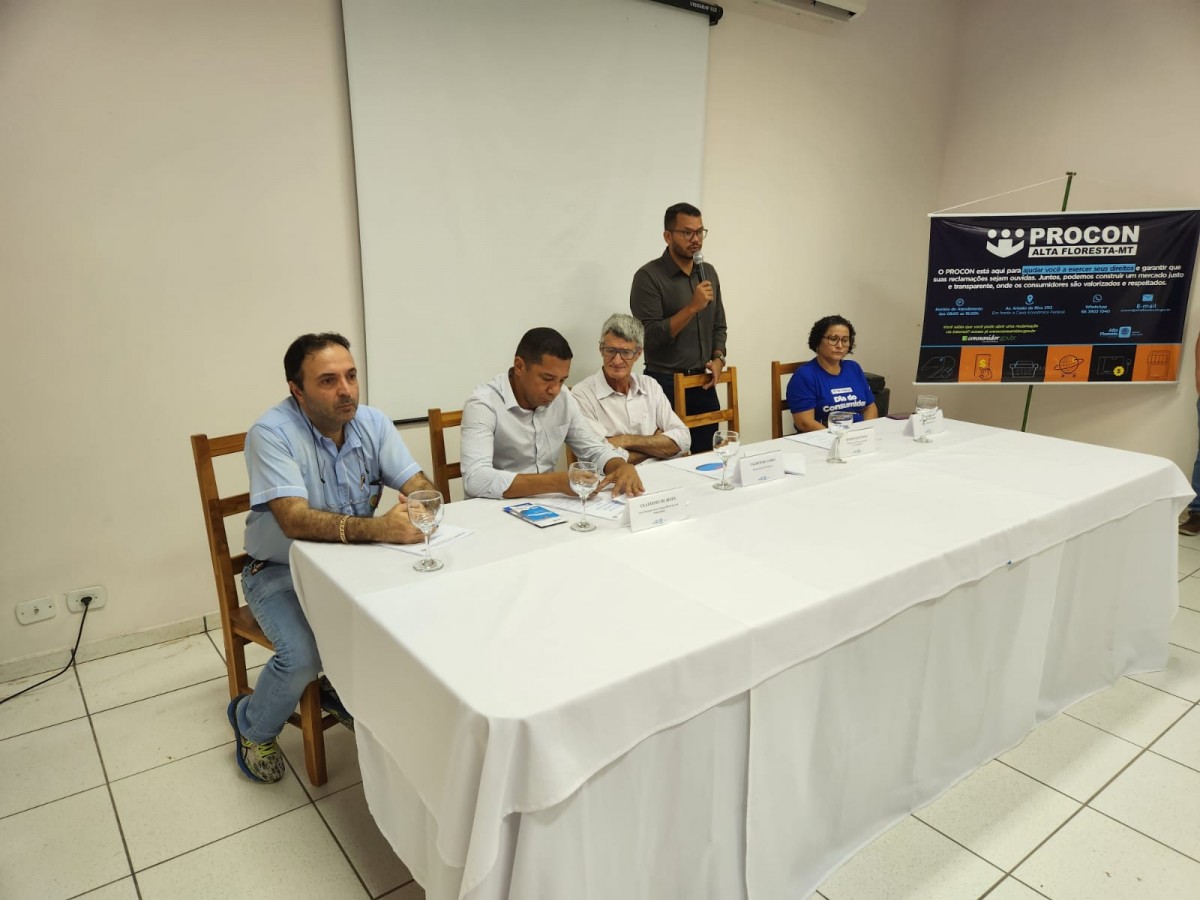 CDL Alta Floresta participa de evento do Dia do Consumidor